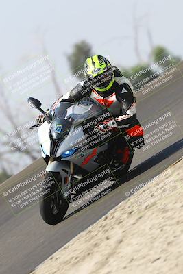 media/Sep-20-2025-TrackDaz (Sat) [[27f0cde673]]/B Group/1120am (Turn 2)/